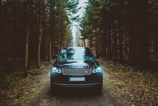 How to Match Your Car's Paint for Spot Repairs on a Range Rover Sport?