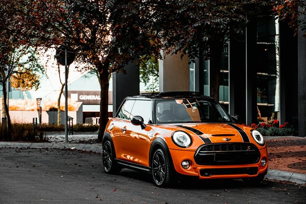 What's the Best Method to Calibrate a Boost Gauge for a Turbocharged Mini Cooper S?