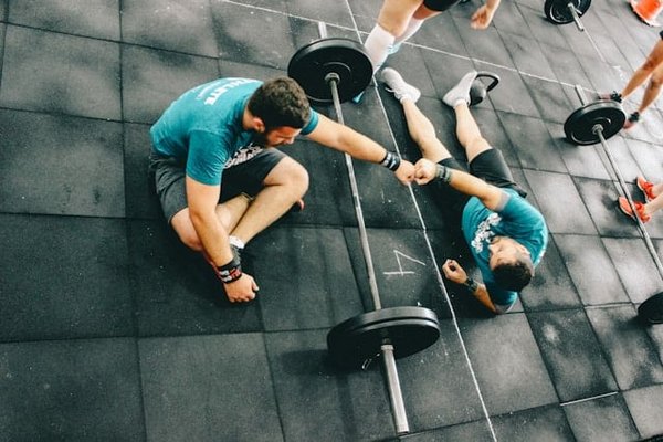 How to Create a Personalized Workout Regimen Using AI Fitness Coaches?