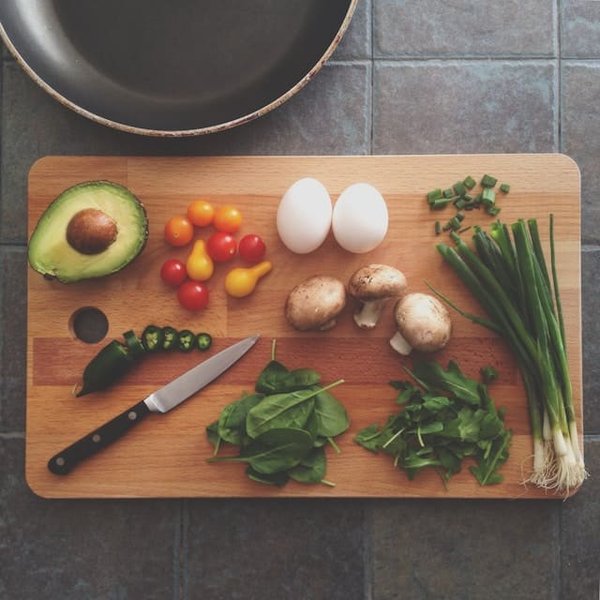 How Can Precision Nutrition Personalize Dietary Plans for Athletes with Specific Performance Goals?