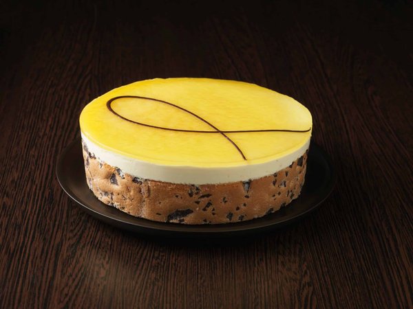 Can You Bake a Cardamom-Spiced Carrot Cake with Cream Cheese Frosting?